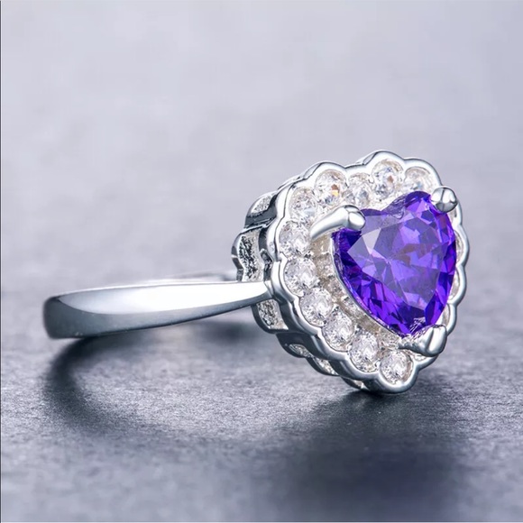 New Women’s 925 Silver Heart Amethyst Ring - Picture 3 of 3